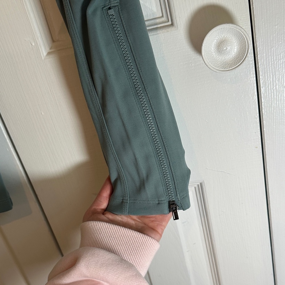 Athleta Delancey Moto Tight High Waisted Leggings in Sage Green Size Small - Picture 6 of 12